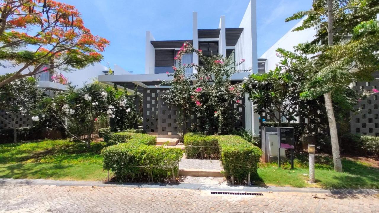 Oceanami Villas & Beach Club 3 bedroom villa Long Hai Exteriör bild